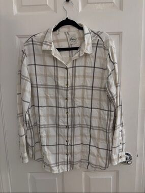 JACHS Girlfriend Cream, Beige & Gray Plaid Button-Down Shirt